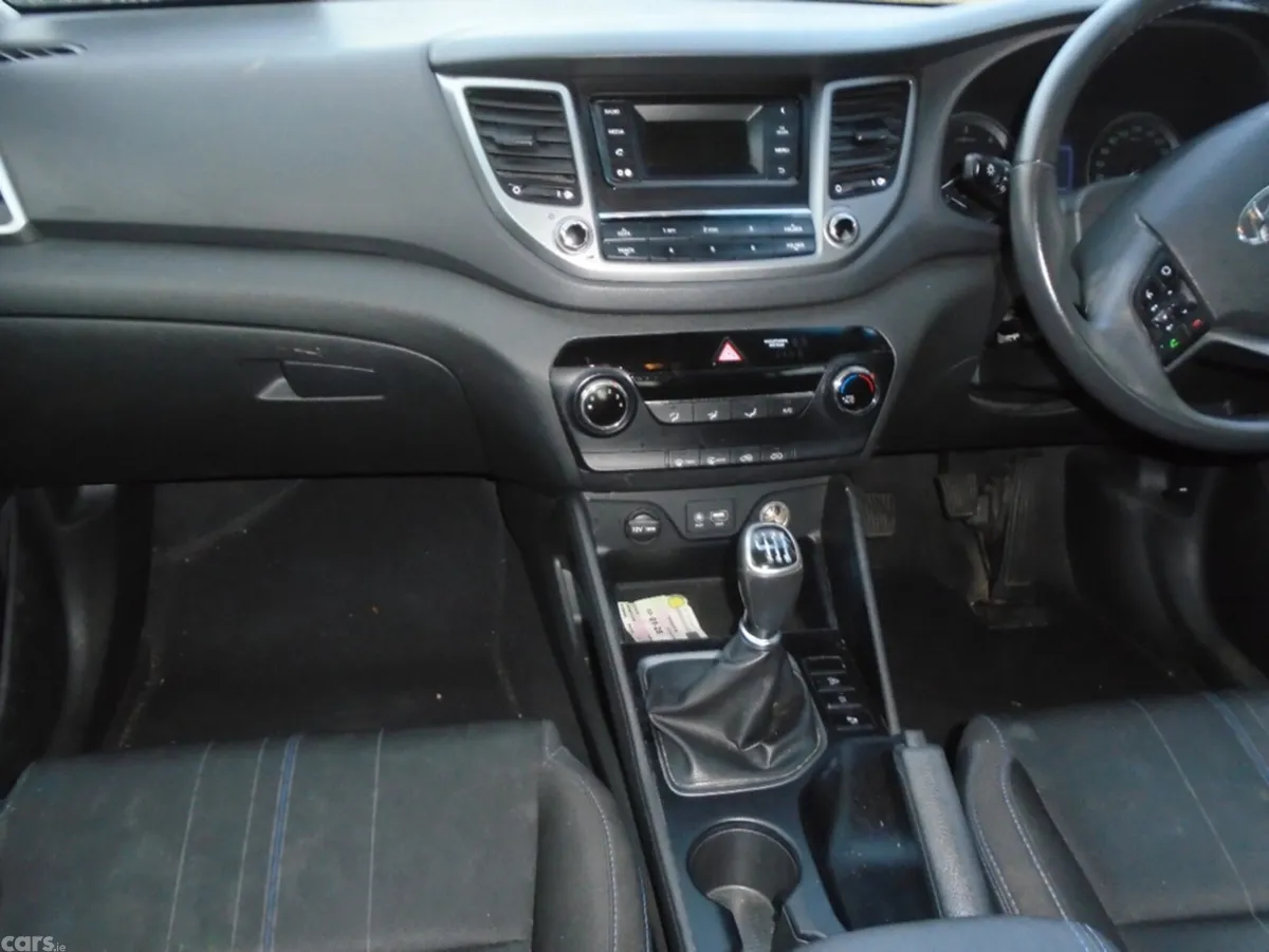 Hyundai Tucson MPV, Diesel, 2017, White