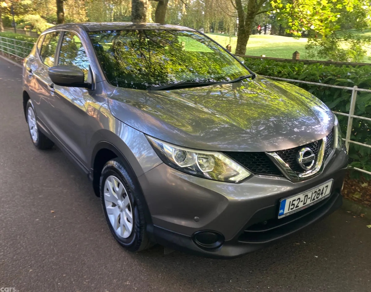 Nissan Qashqai Hatchback, Petrol, 2015, Grey