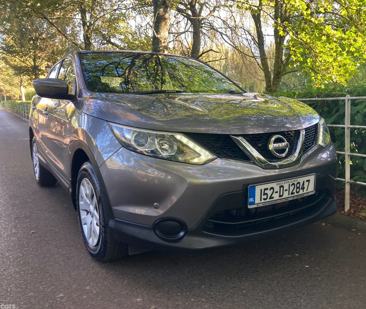 Nissan Qashqai Hatchback, Petrol, 2015, Grey