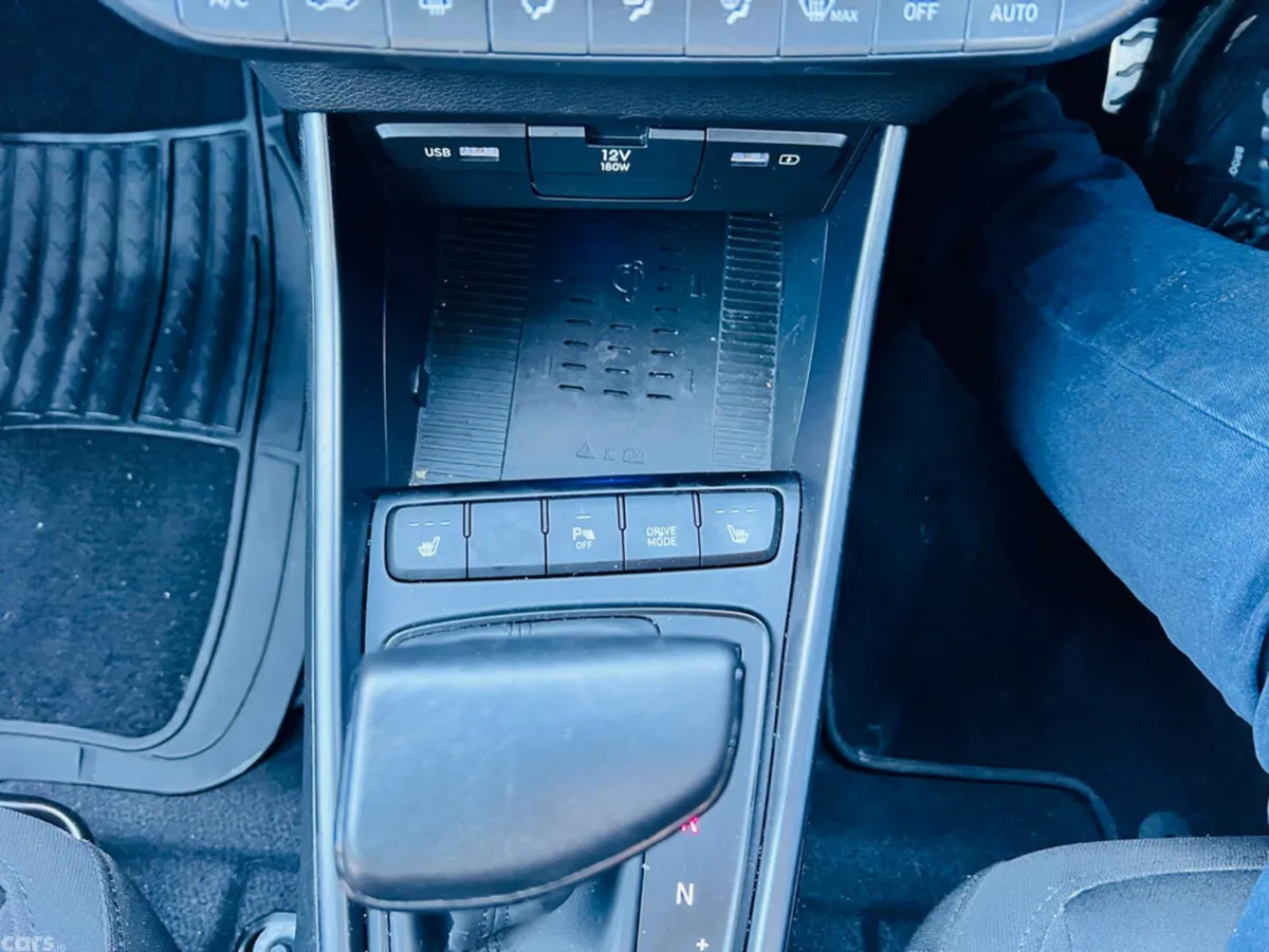 Hyundai Bayon SUV, Petrol, 2022, Green