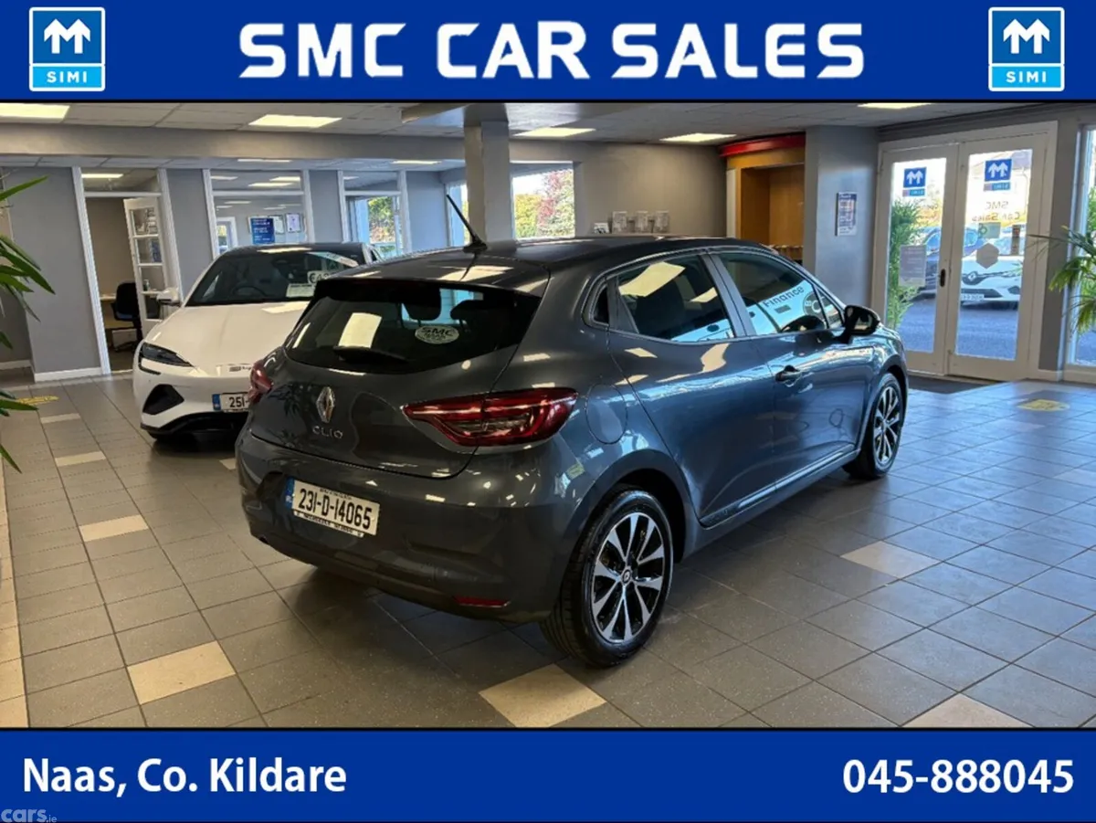 Renault Clio Hatchback, Petrol, 2023, Grey