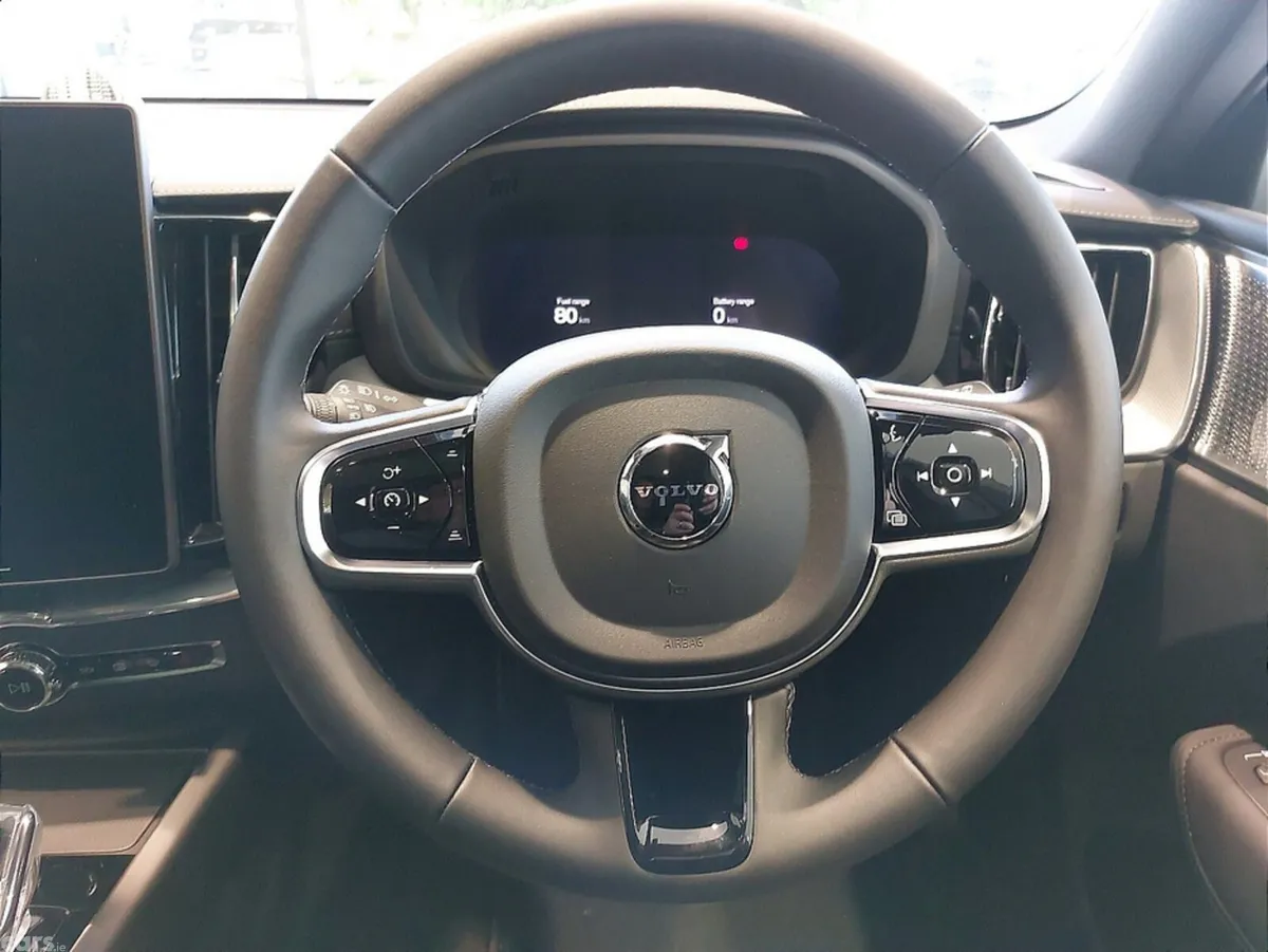 Volvo XC60 SUV, Petrol Plug-in Hybrid, 2026, Blue