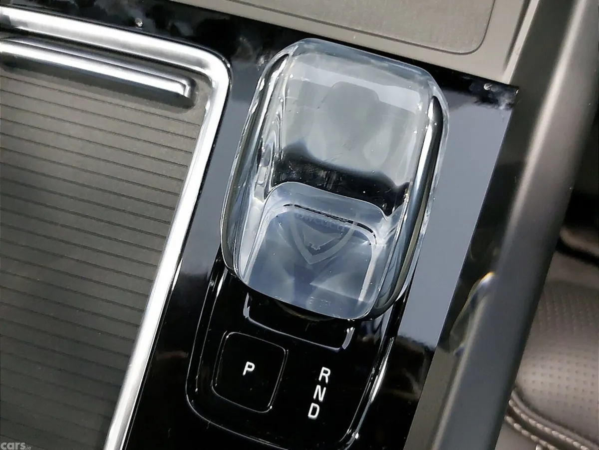 Volvo XC60 SUV, Petrol Plug-in Hybrid, 2026, Blue