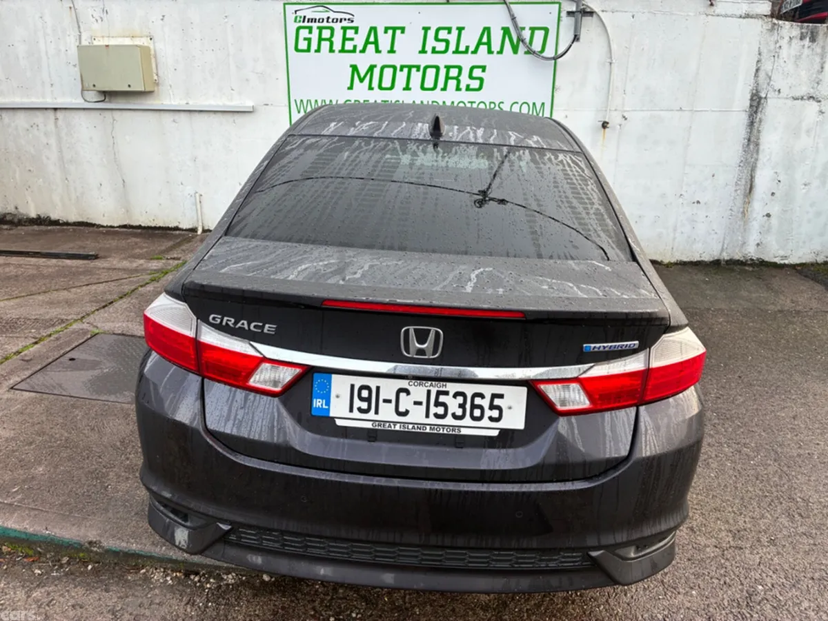 Honda Grace Saloon, Petrol Hybrid, 2019, Black