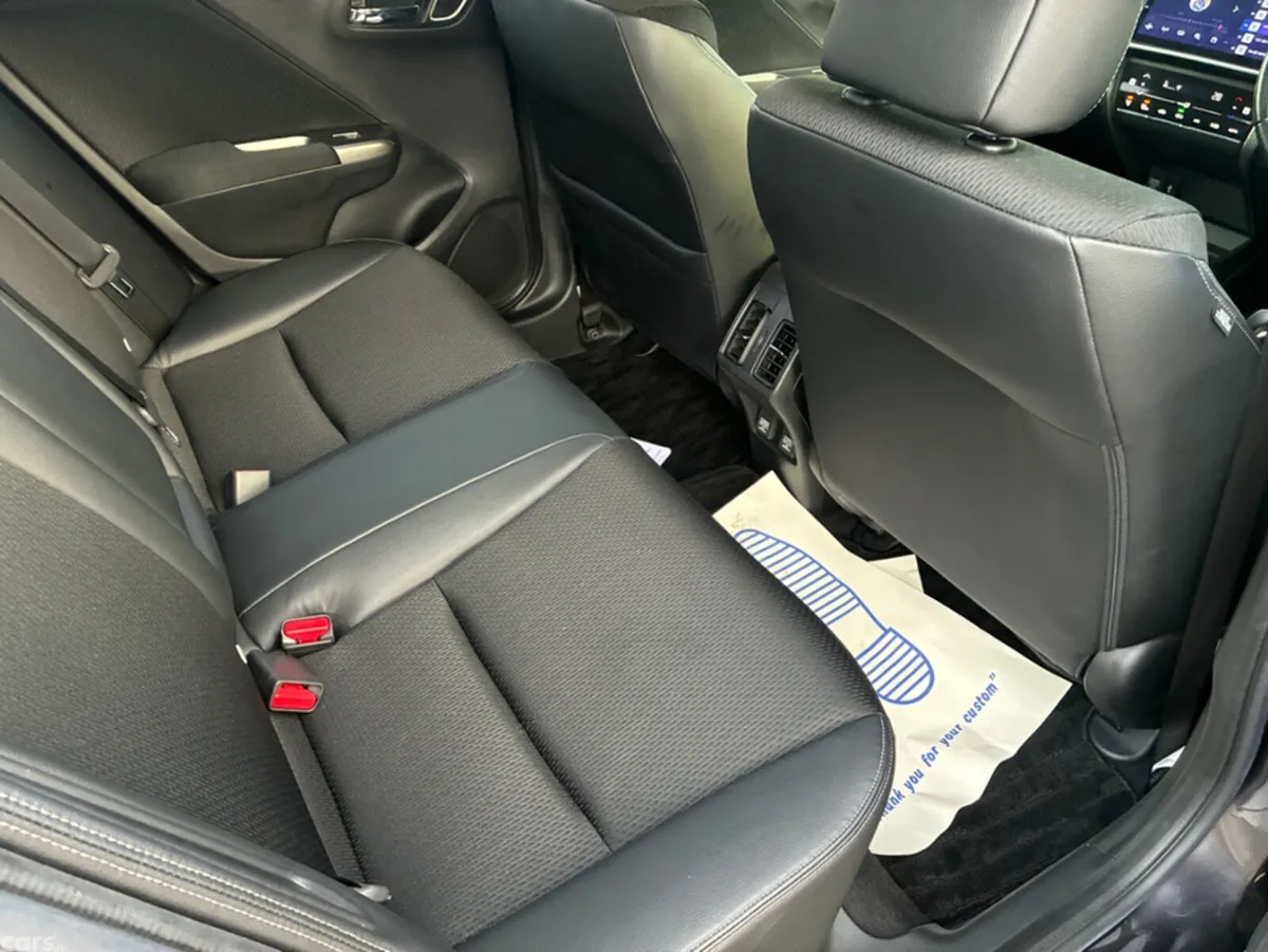 Honda Grace Saloon, Petrol Hybrid, 2019, Black