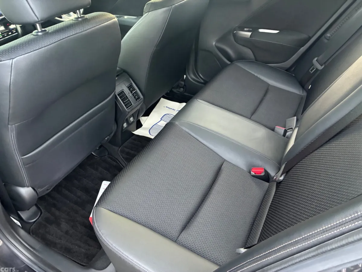 Honda Grace Saloon, Petrol Hybrid, 2019, Black