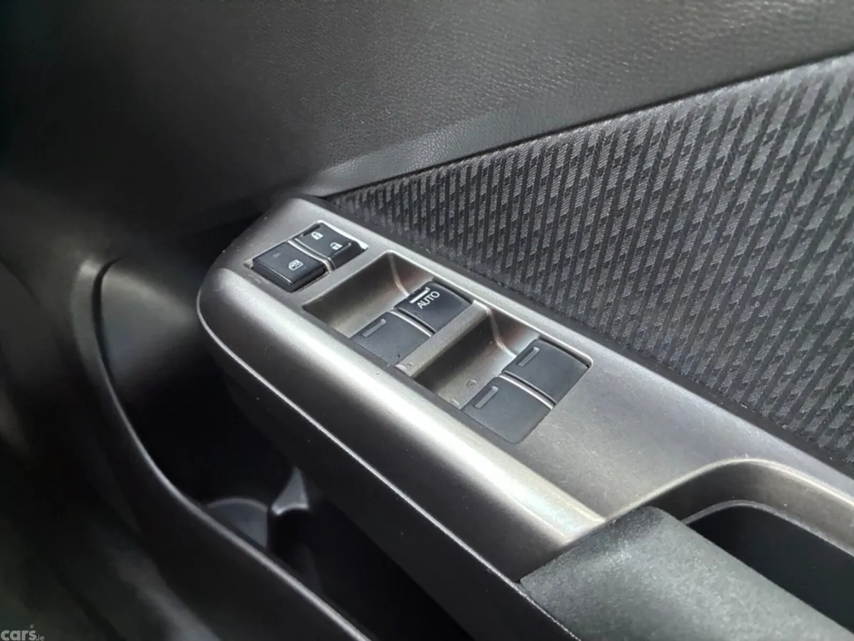 Honda Grace Saloon, Petrol Hybrid, 2019, Black
