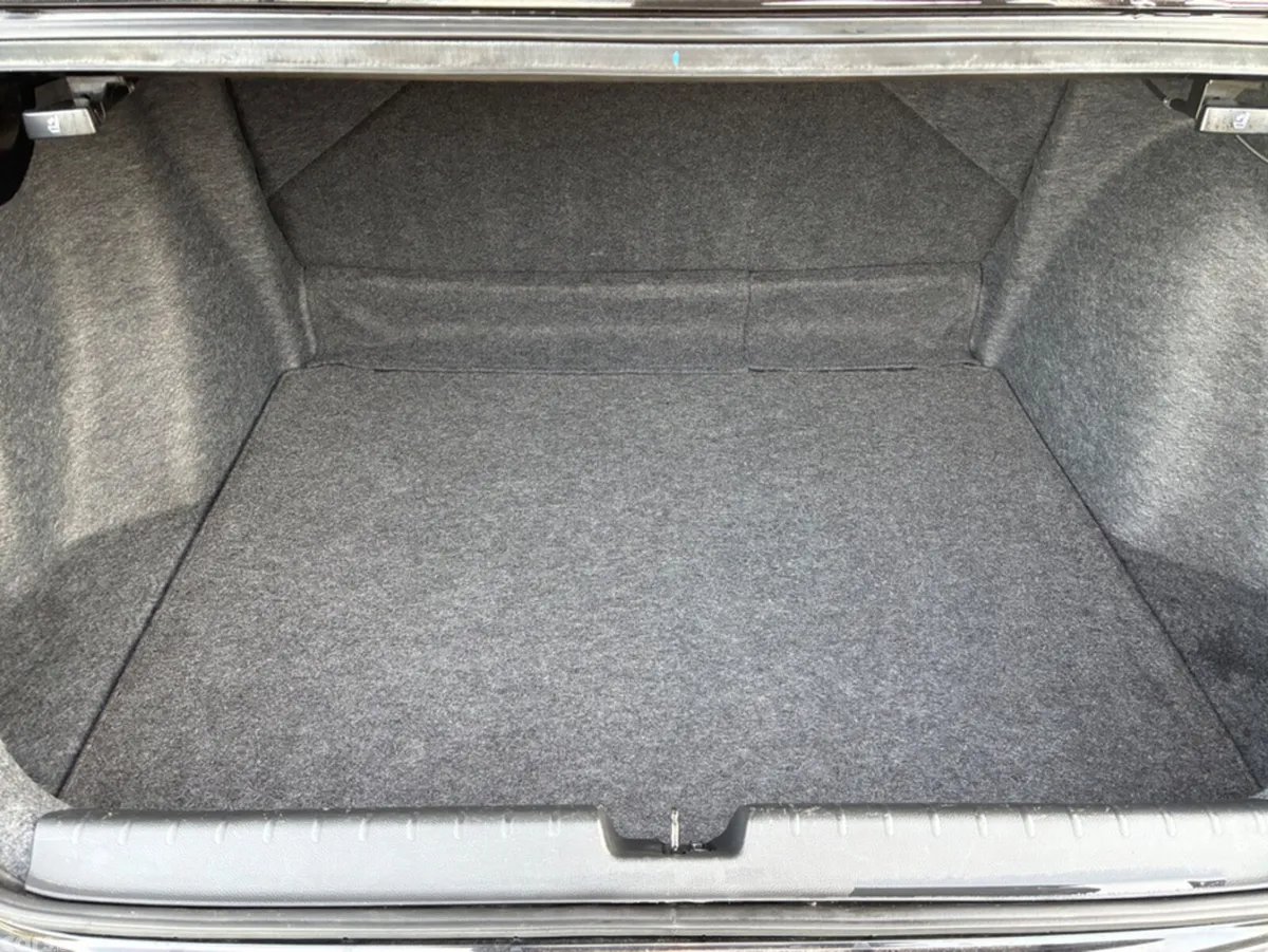 Honda Grace Saloon, Petrol Hybrid, 2018, Black