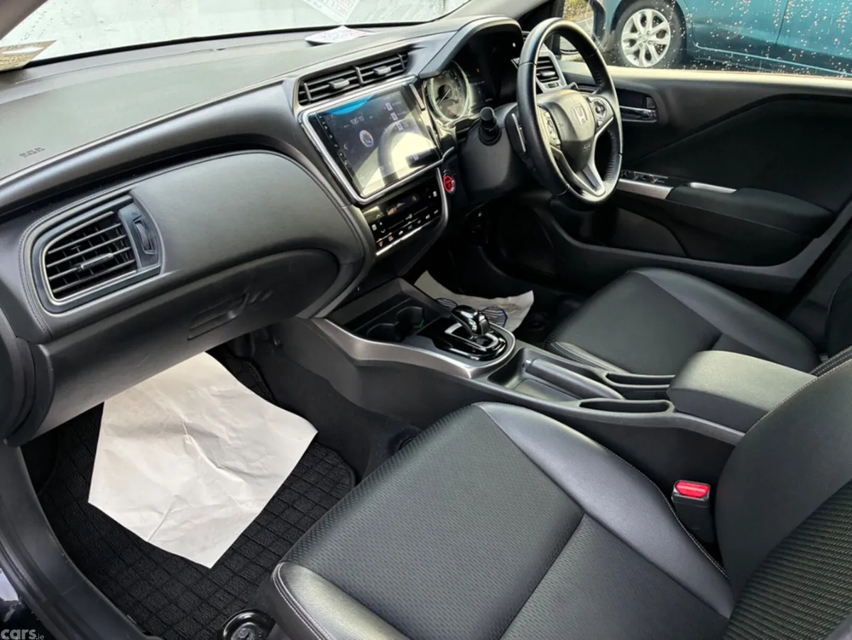 Honda Grace Saloon, Petrol Hybrid, 2018, Black