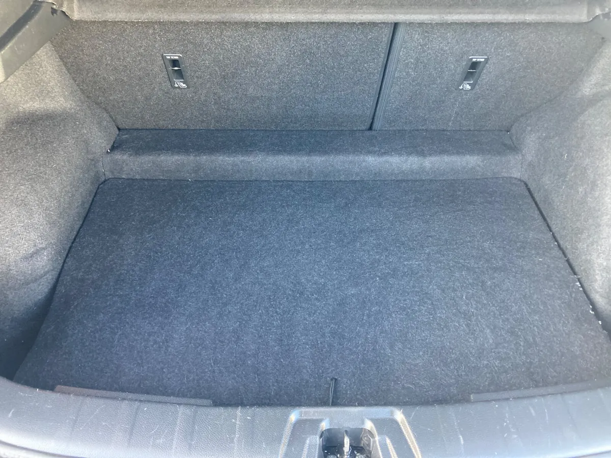 Nissan Qashqai Hatchback, Petrol, 2015, Grey