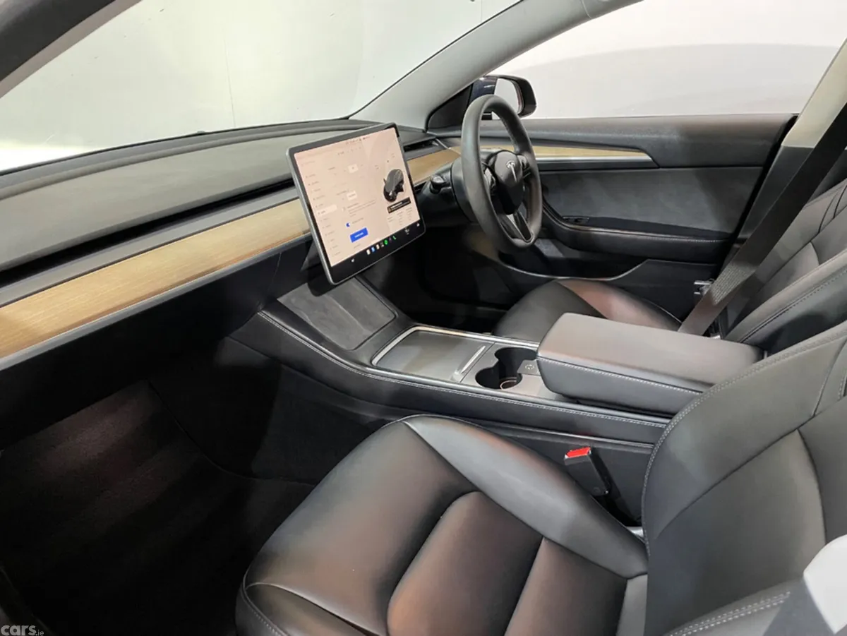 Tesla Model 3 Saloon, Electric, 2023, Black