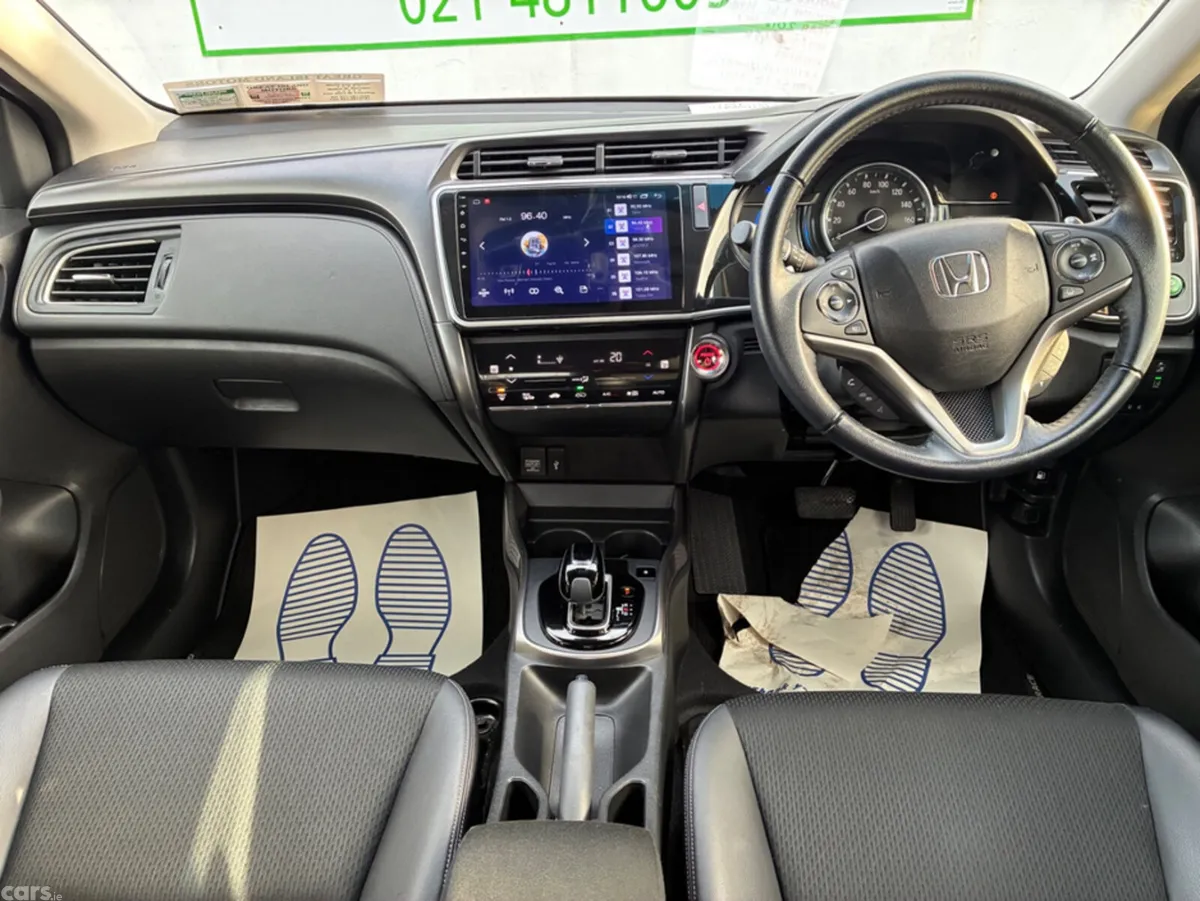 Honda Grace Saloon, Petrol Hybrid, 2018, Silver