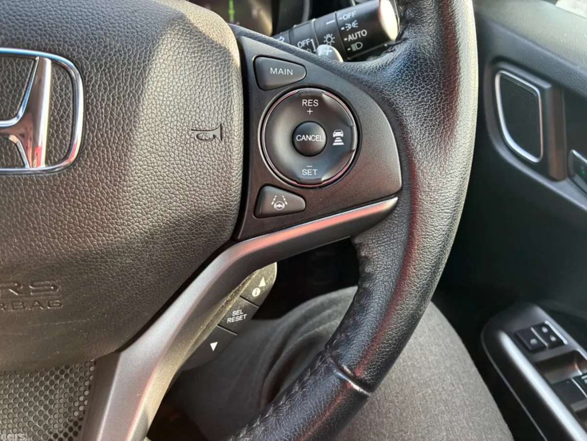 Honda Grace Saloon, Petrol Hybrid, 2018, Silver