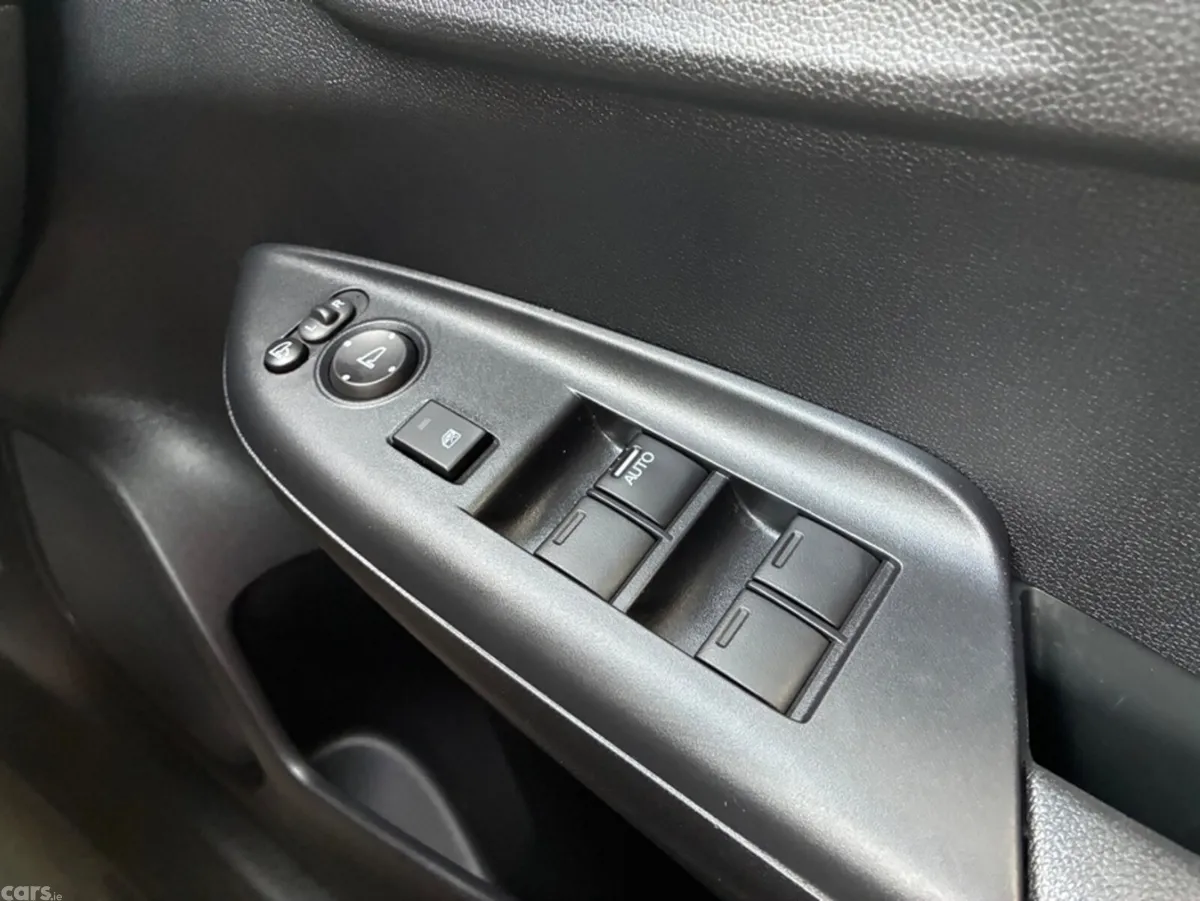Honda Fit Hatchback, Petrol Hybrid, 2018, Silver