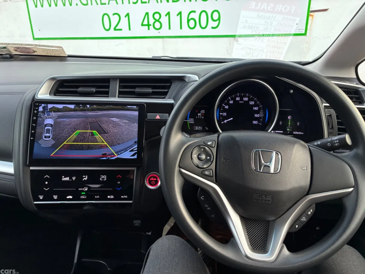 Honda Fit Hatchback, Petrol Hybrid, 2018, Silver