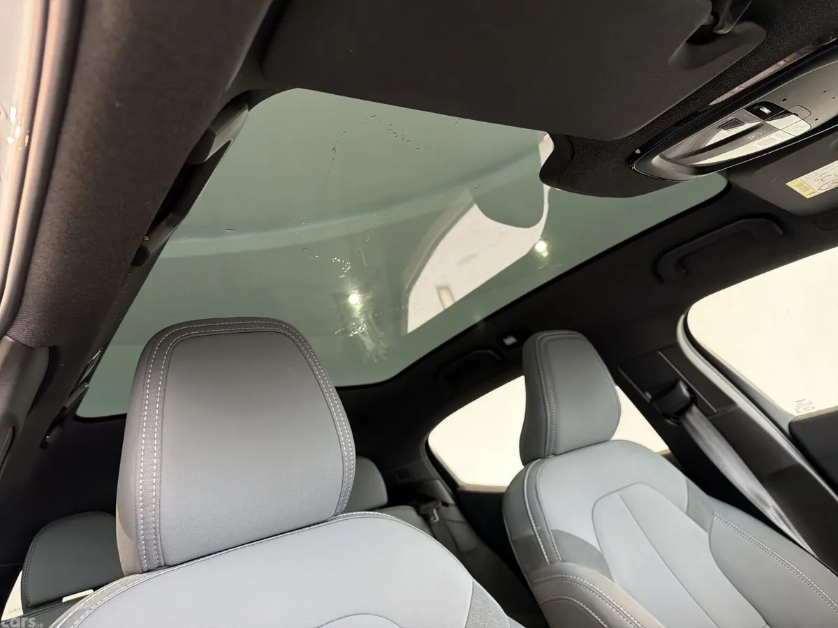 Polestar 2 Hatchback, Electric, 2023, White