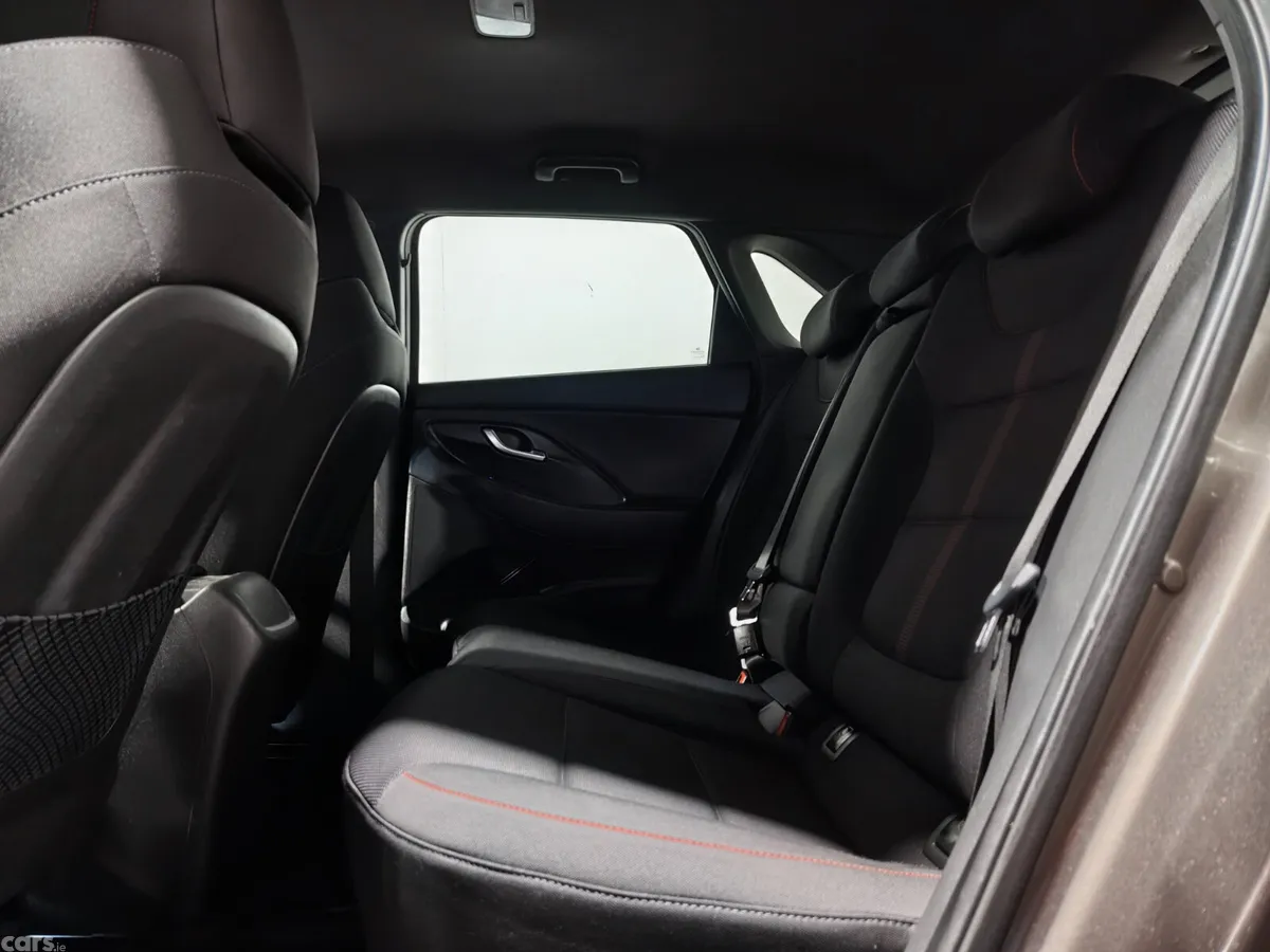 Hyundai i30 Hatchback, Petrol, 2022, Brown