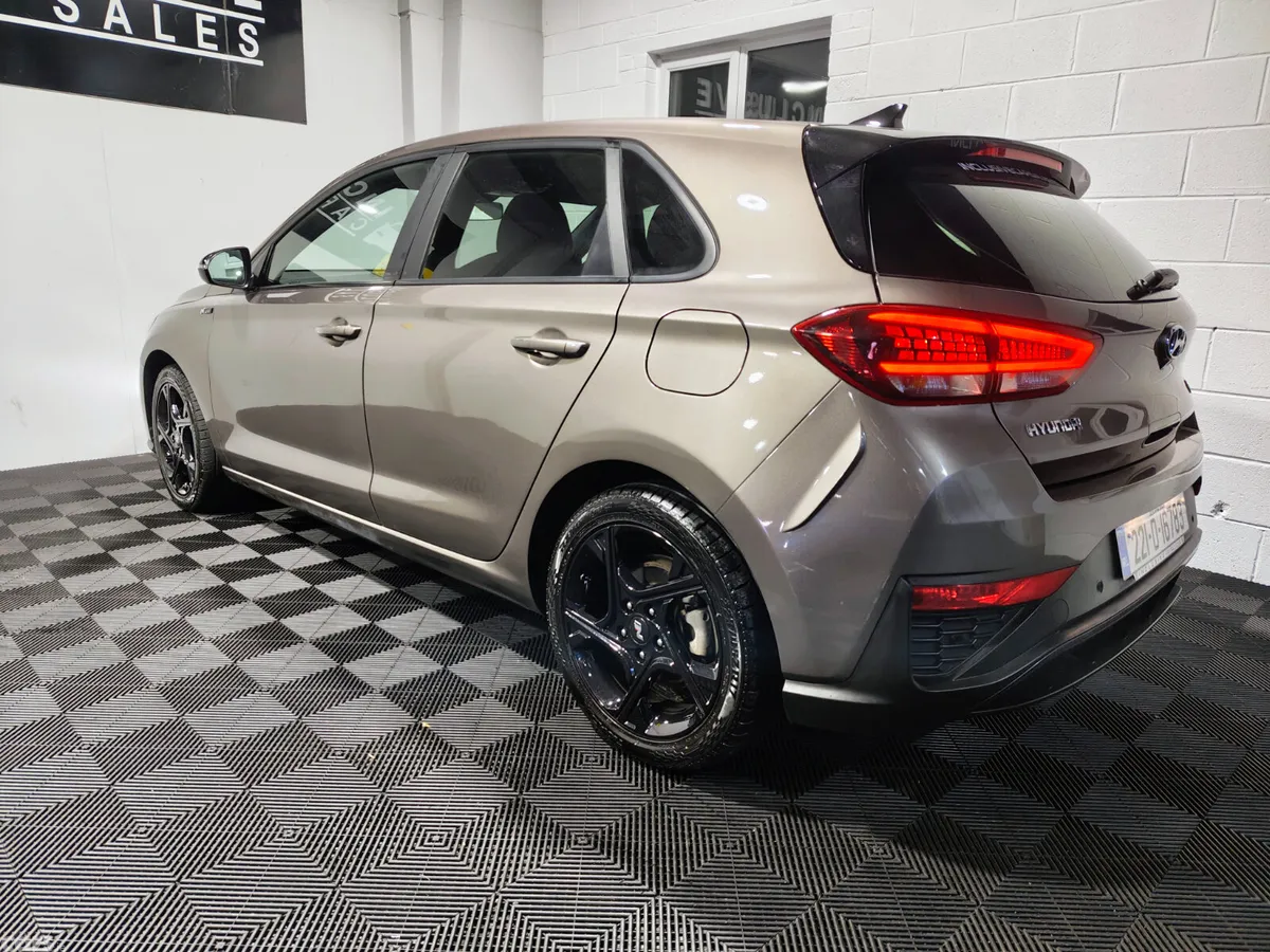 Hyundai i30 Hatchback, Petrol, 2022, Brown
