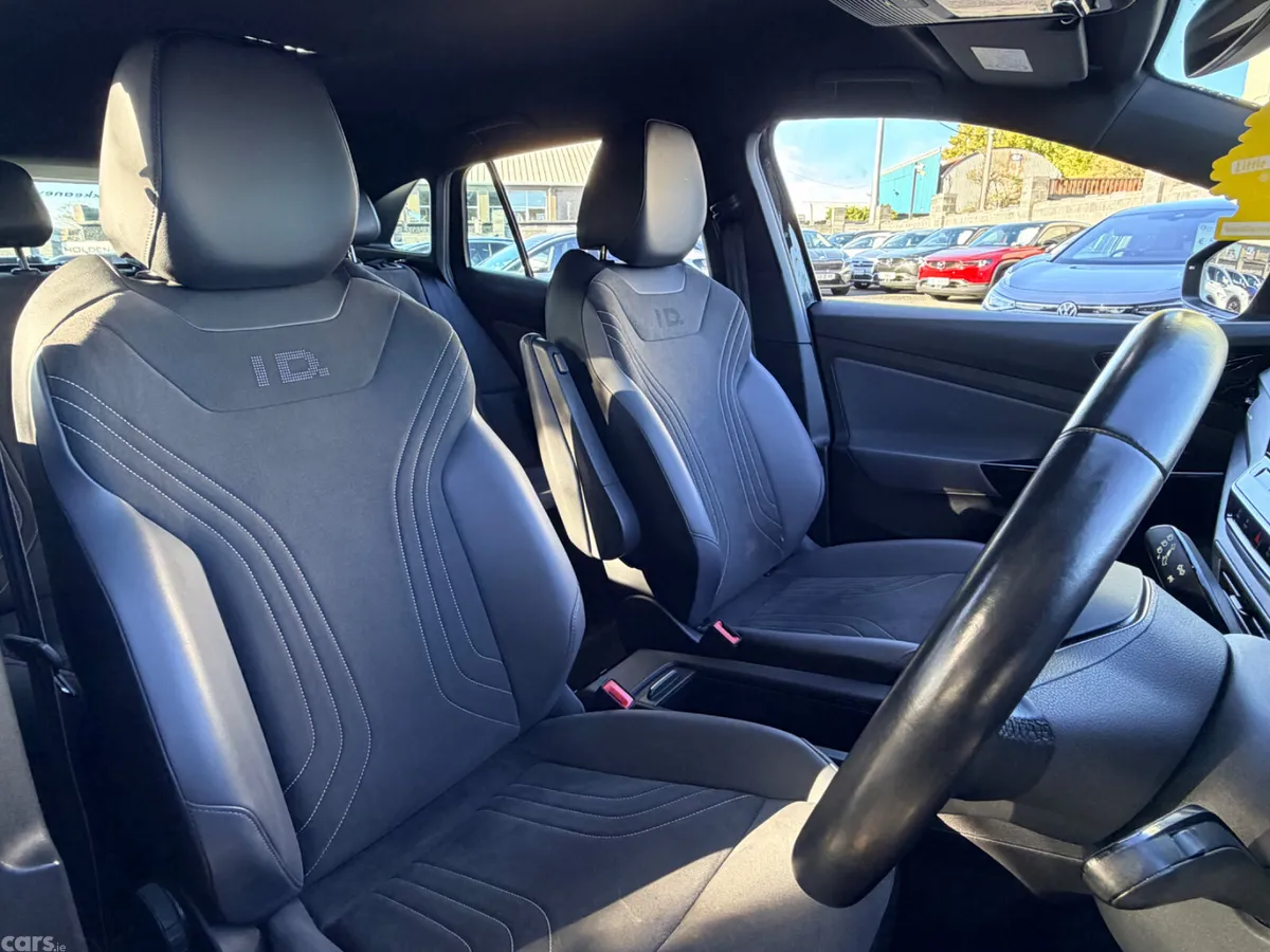 Volkswagen ID.4 Estate, Electric, 2023, Black