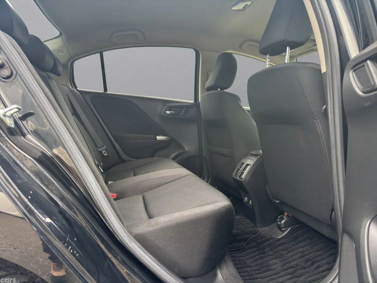 Honda Grace Saloon, Petrol Hybrid, 2018, Black