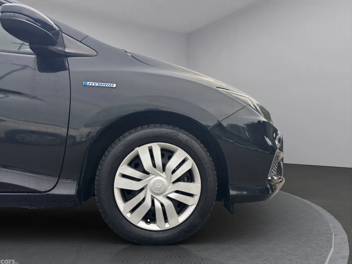 Honda Grace Saloon, Petrol Hybrid, 2018, Black