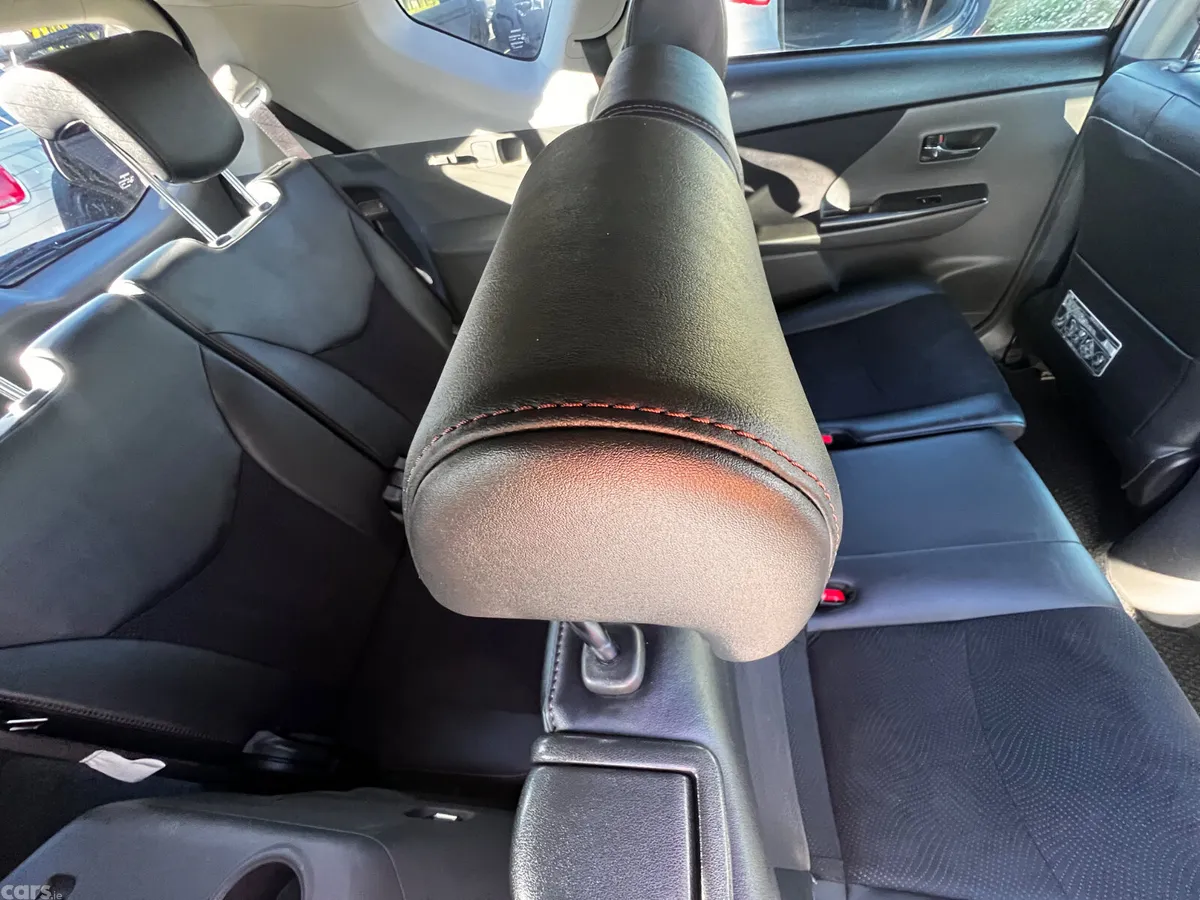 Toyota Prius MPV, Petrol Hybrid, 2014, Brown