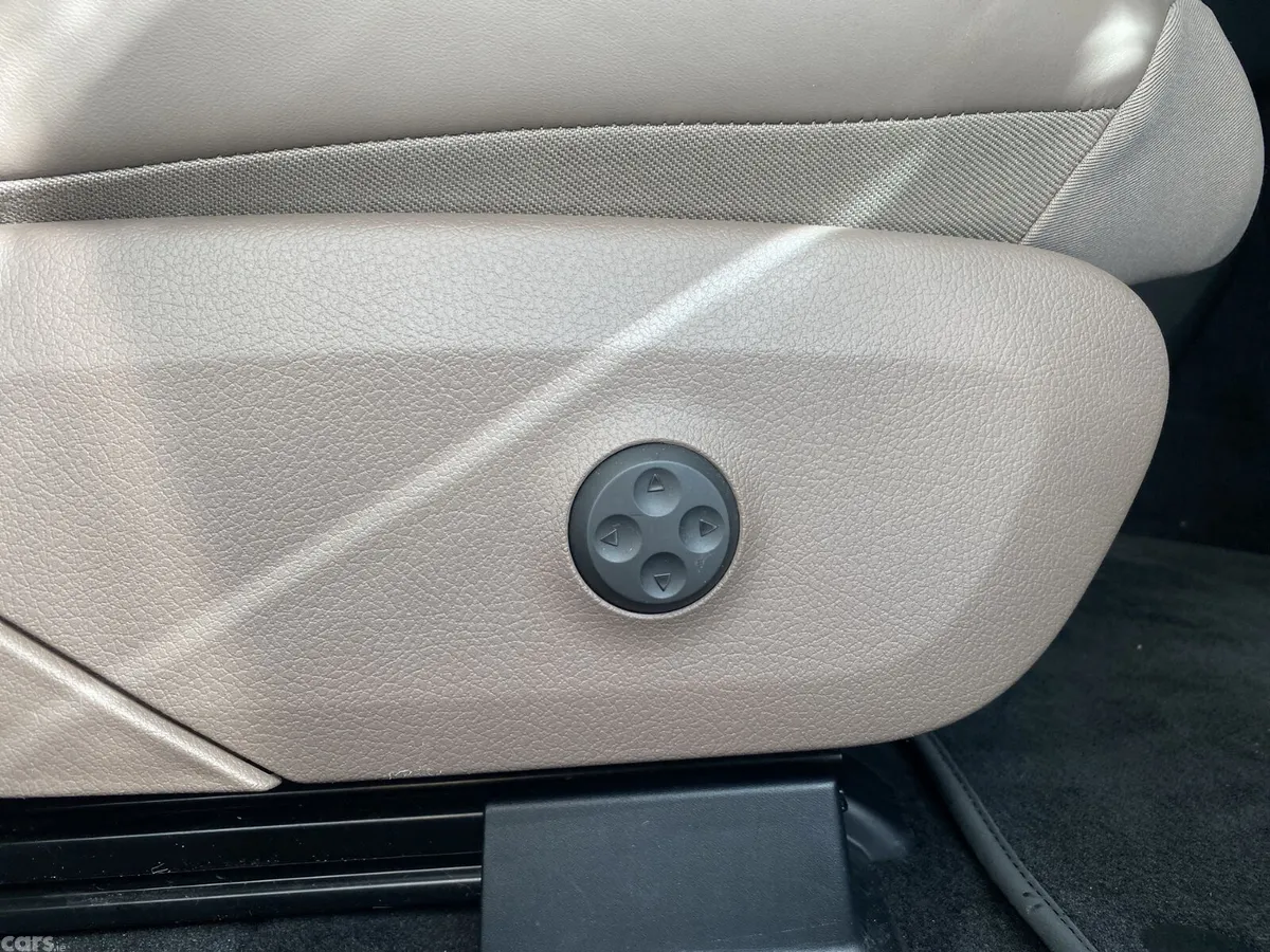 Mercedes-Benz EQE Saloon, Electric, 2023, Grey