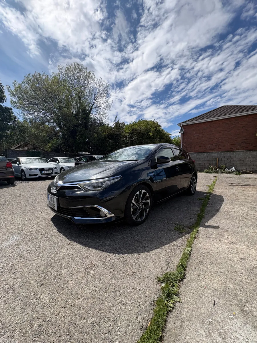 Toyota Auris Hatchback, Petrol Hybrid, 2017, Black