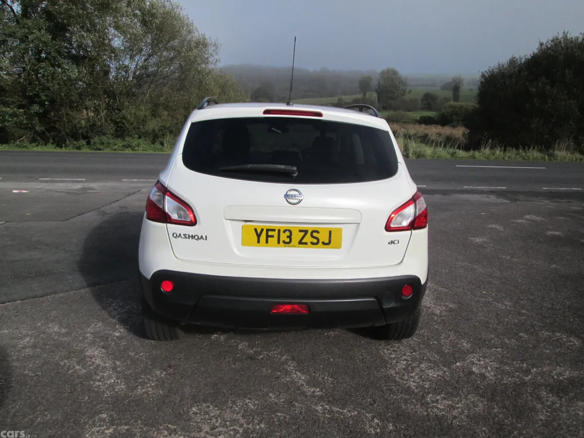 Nissan Qashqai SUV, Diesel, 2013, White