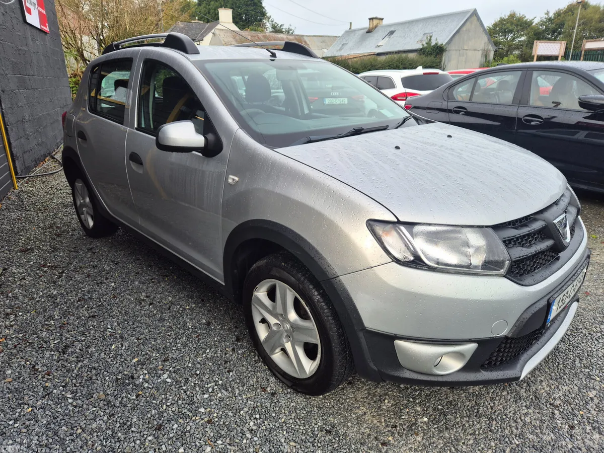 Dacia Sandero Stepway Hatchback, Diesel, 2015, Silver