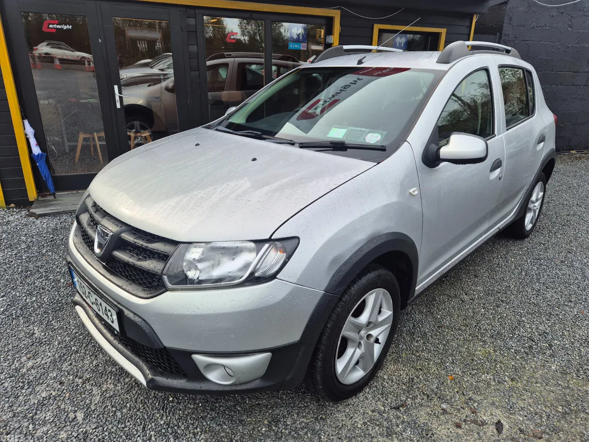 Dacia Sandero Stepway Hatchback, Diesel, 2015, Silver