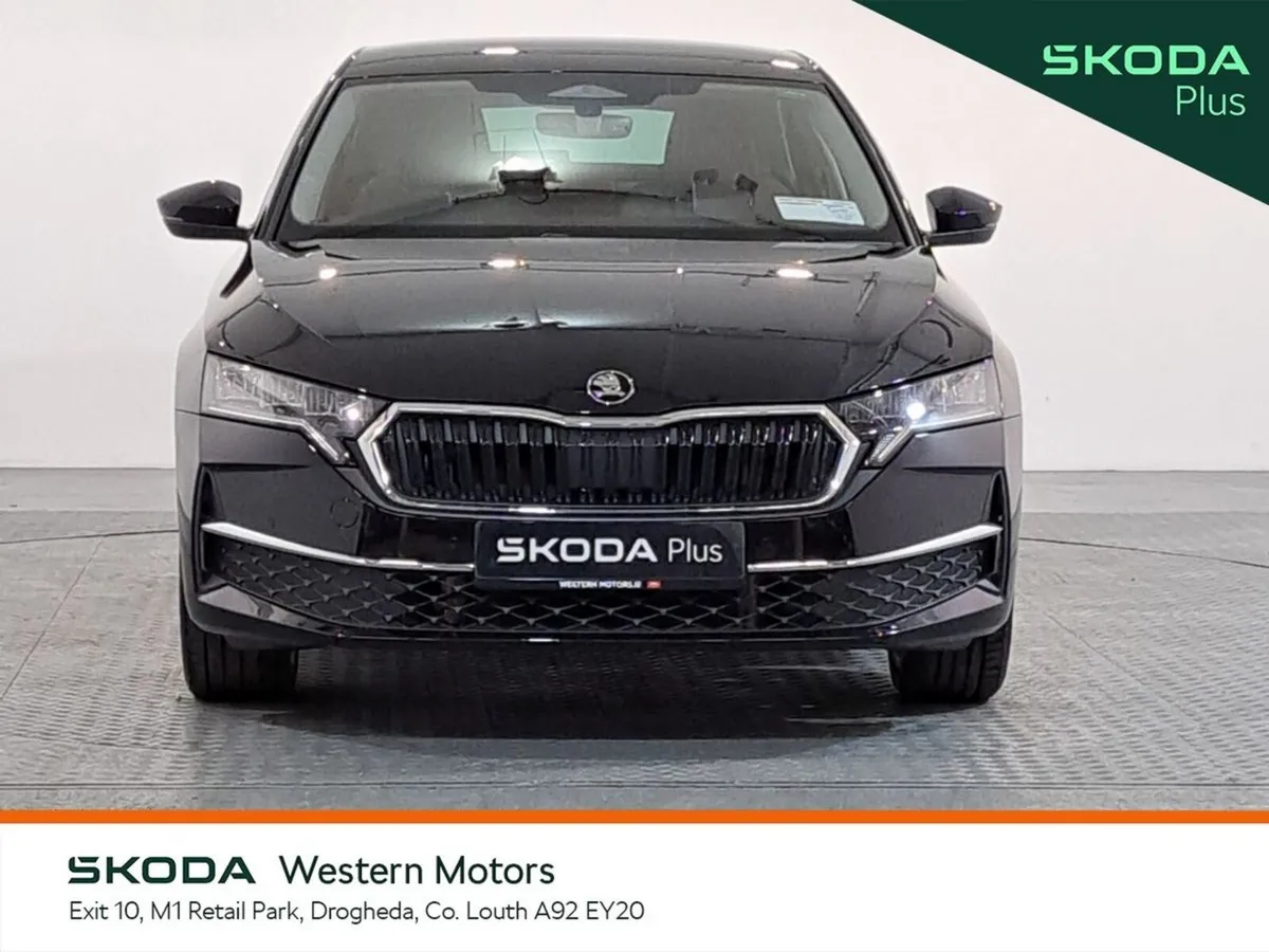 Skoda Octavia Saloon, Petrol, 2026, Black