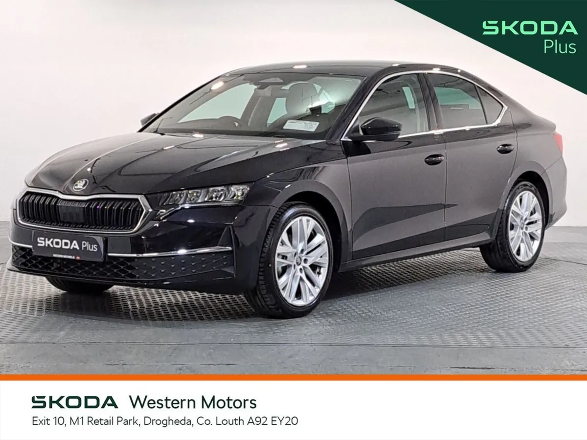 Skoda Octavia Saloon, Petrol, 2026, Black