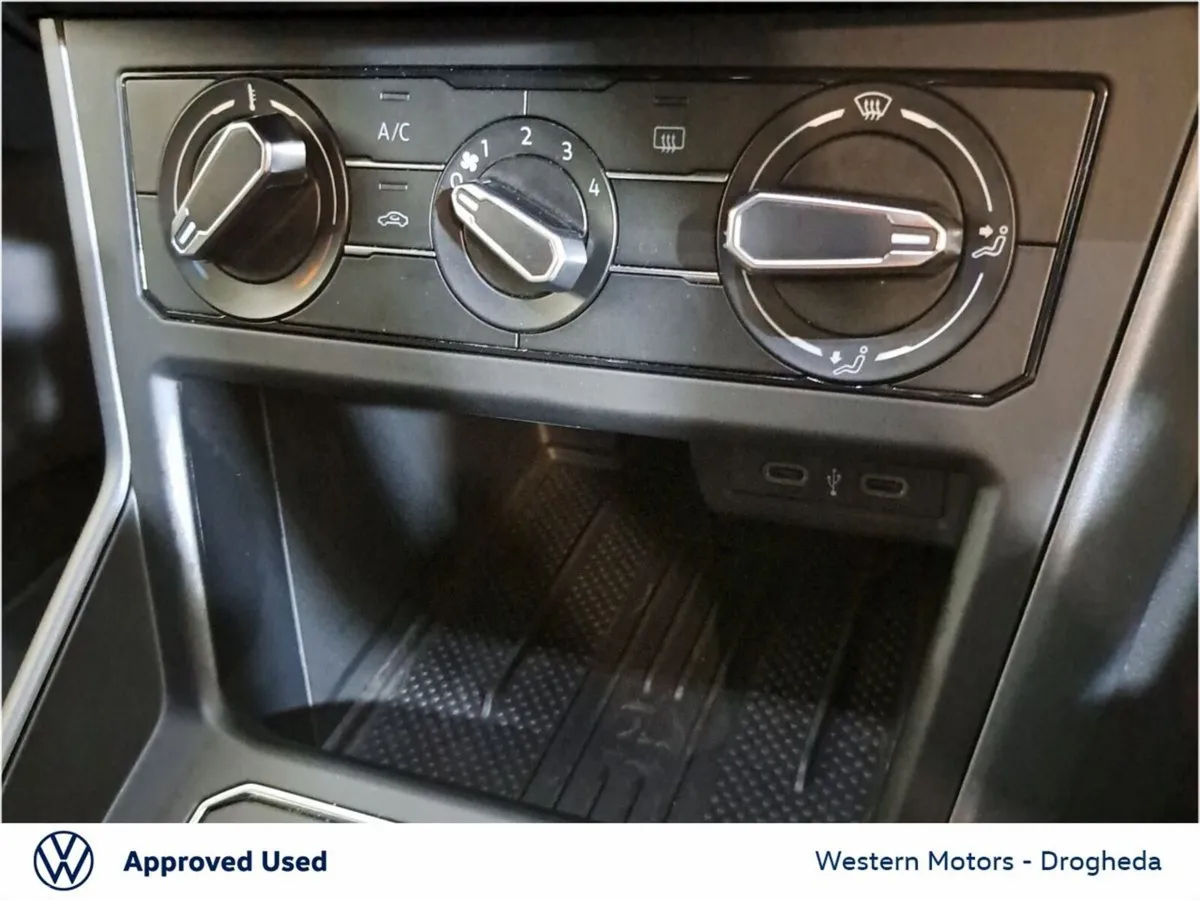 Volkswagen Polo Hatchback, Petrol, 2026, Blue