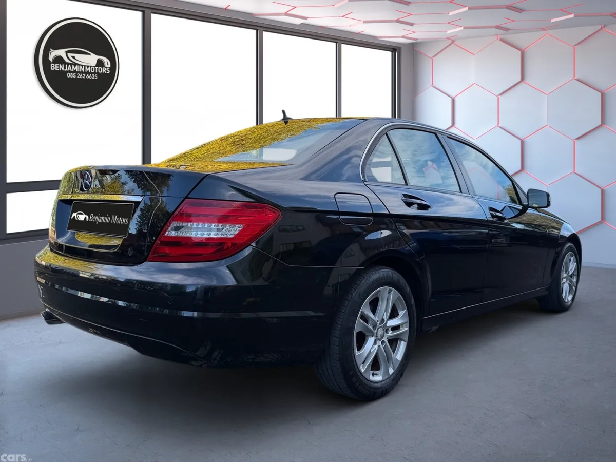 Mercedes-Benz C-Class Saloon, Petrol, 2014, Black