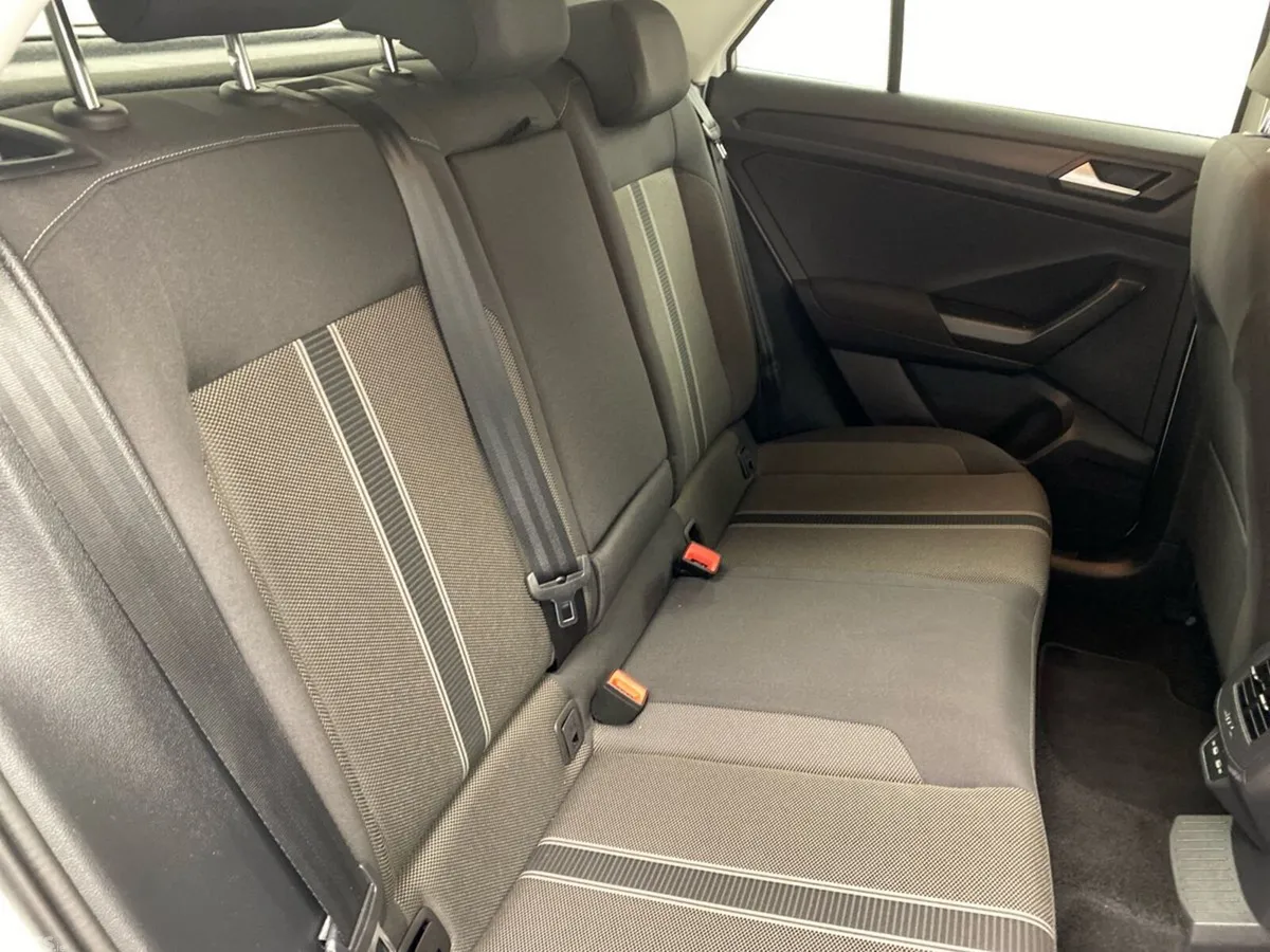 Volkswagen T-Roc SUV, Diesel, 2021, White