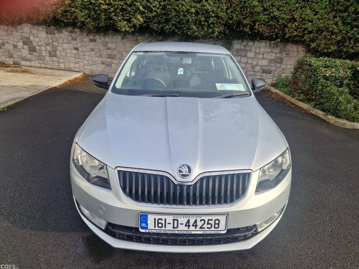 Skoda Octavia Saloon, Diesel, 2016, Silver