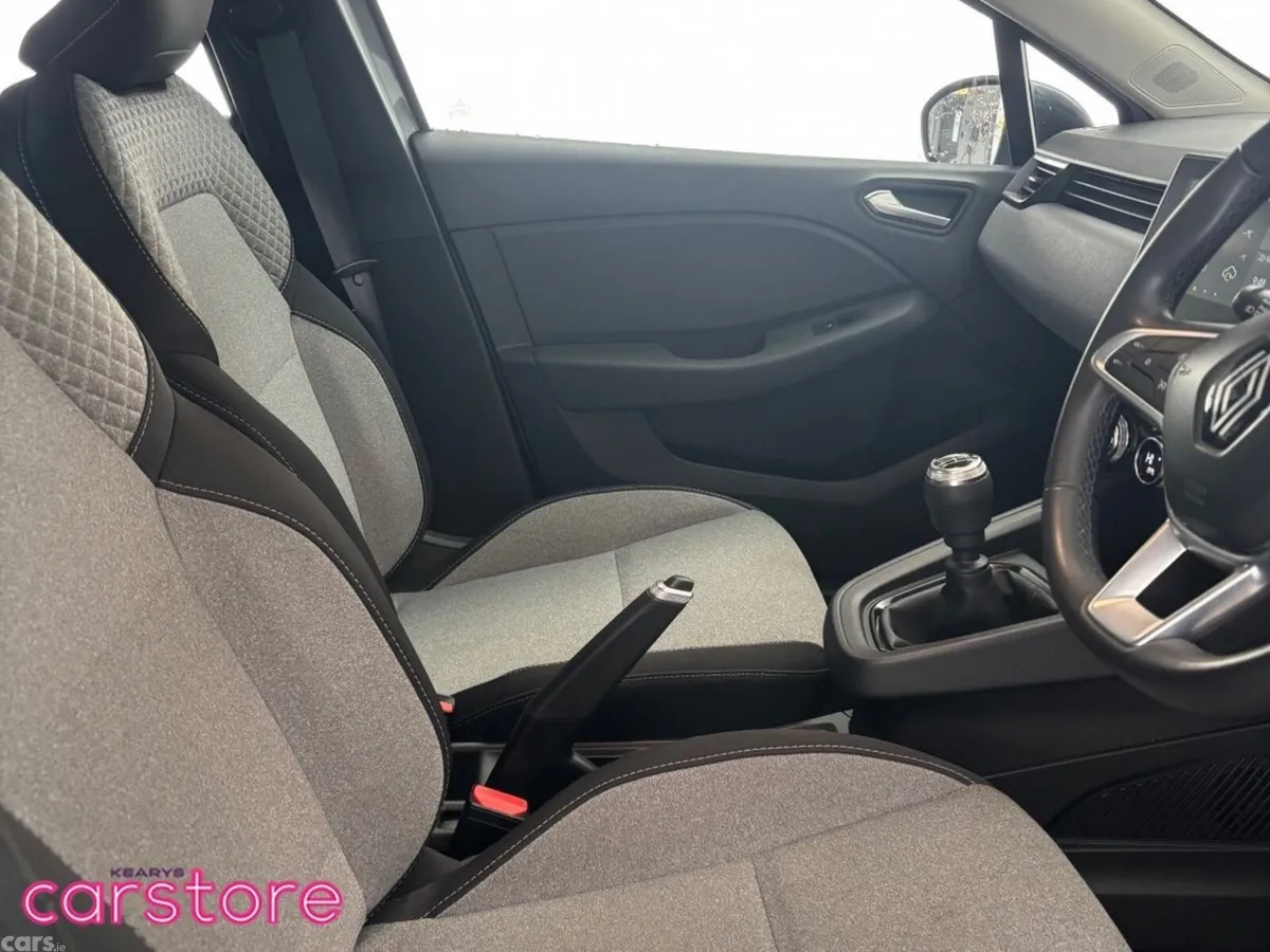 Renault Clio Hatchback, Petrol, 2024, Grey