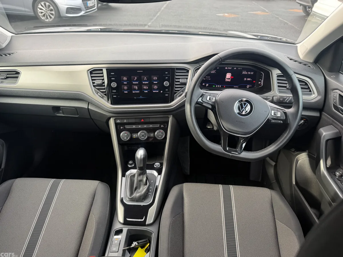 Volkswagen T-Roc SUV, Diesel, 2021, Black