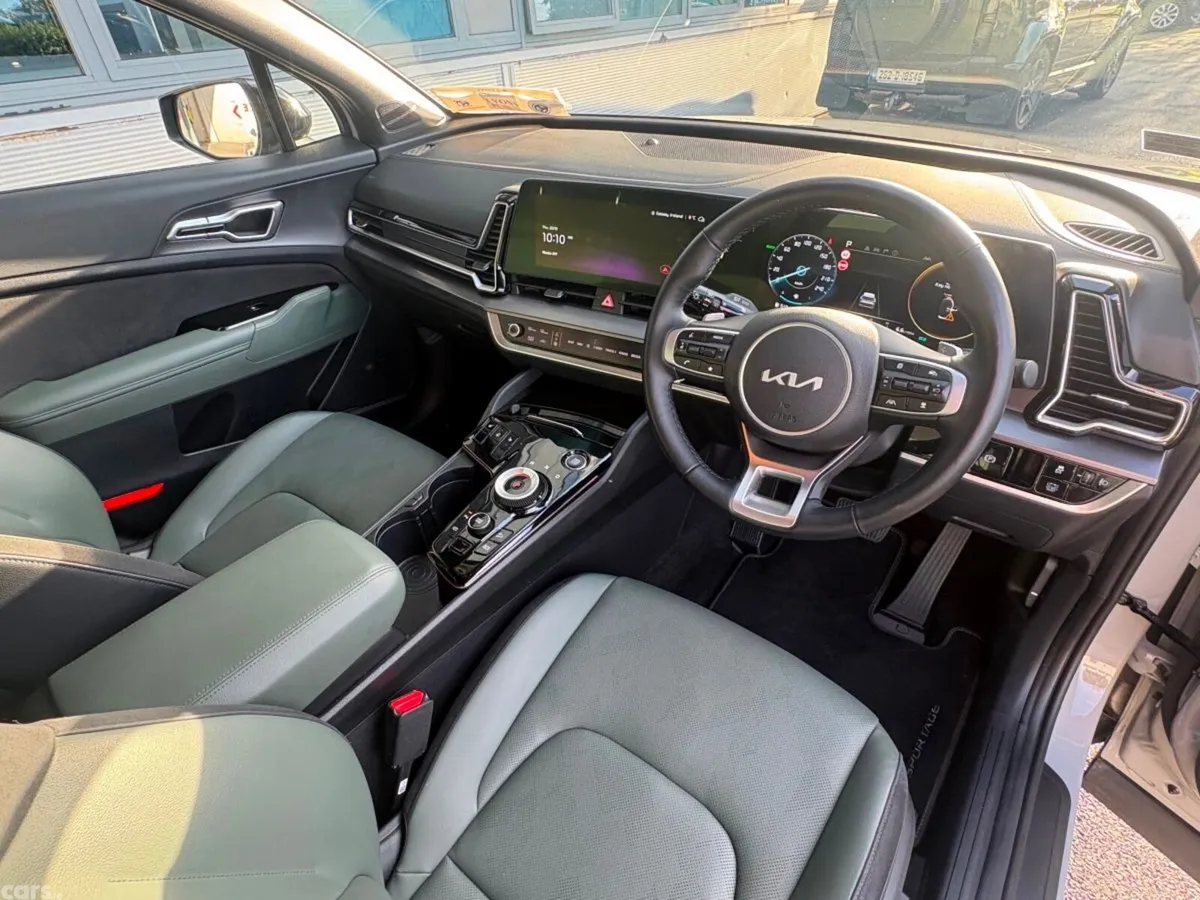 Kia Sportage SUV, Petrol Hybrid, 2025, Grey