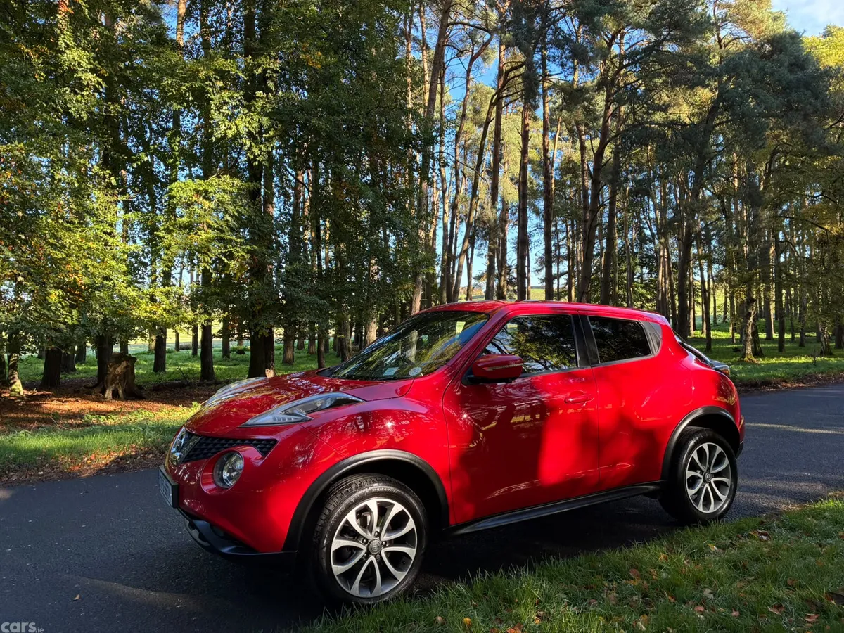 Nissan Juke SUV, Diesel, 2017, Red