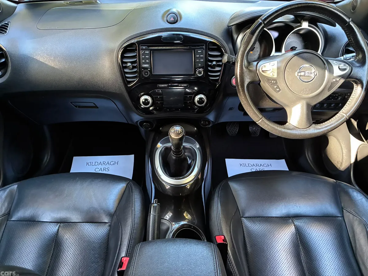 Nissan Juke SUV, Diesel, 2017, Red