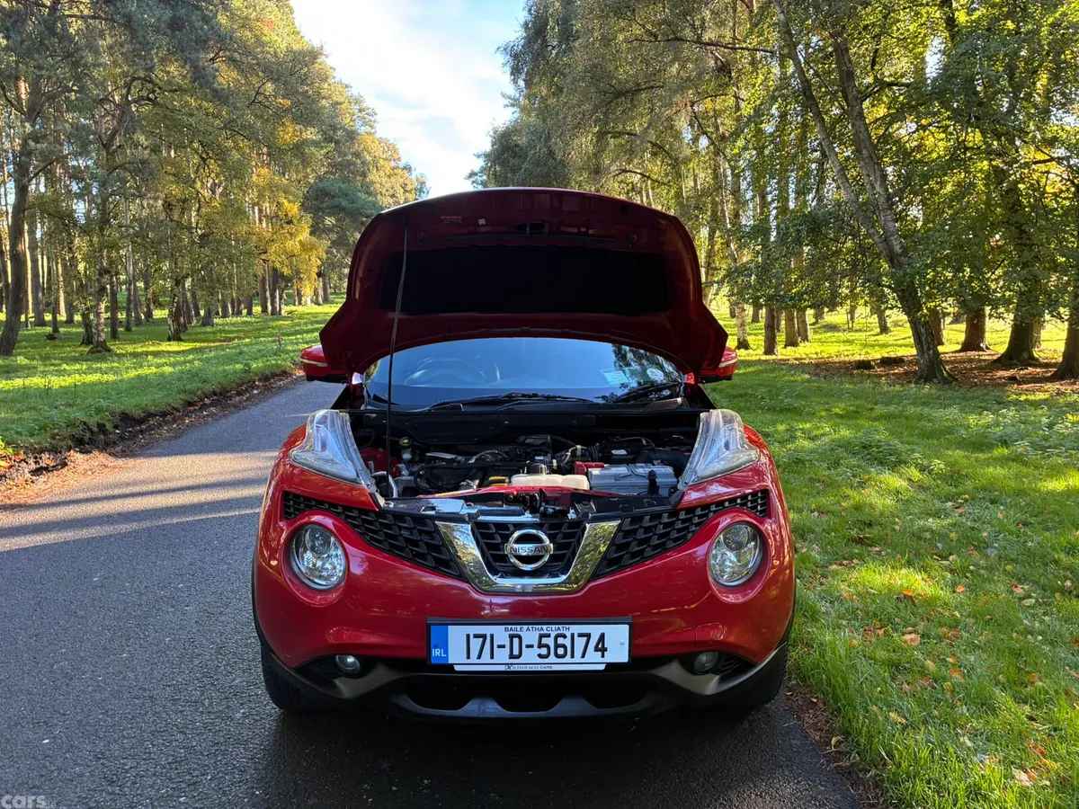 Nissan Juke SUV, Diesel, 2017, Red