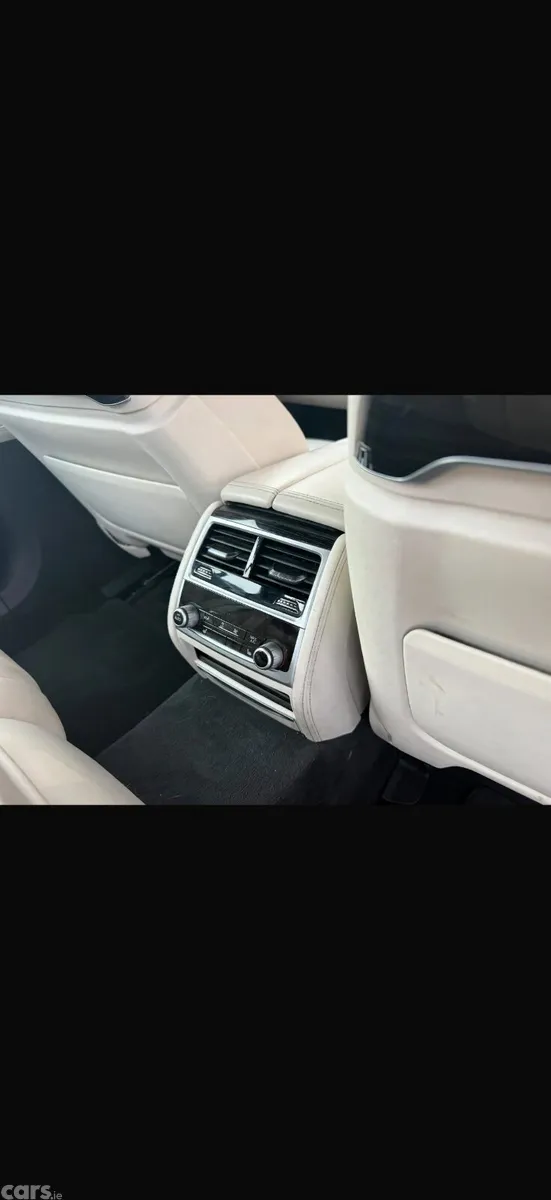 BMW 7-Series Saloon, Petrol Plug-in Hybrid, 2019, Black