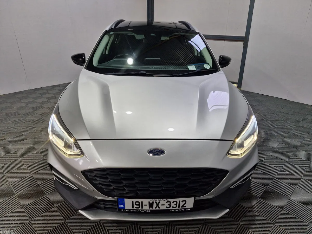 Ford Focus Hatchback, Petrol, 2019, Silver