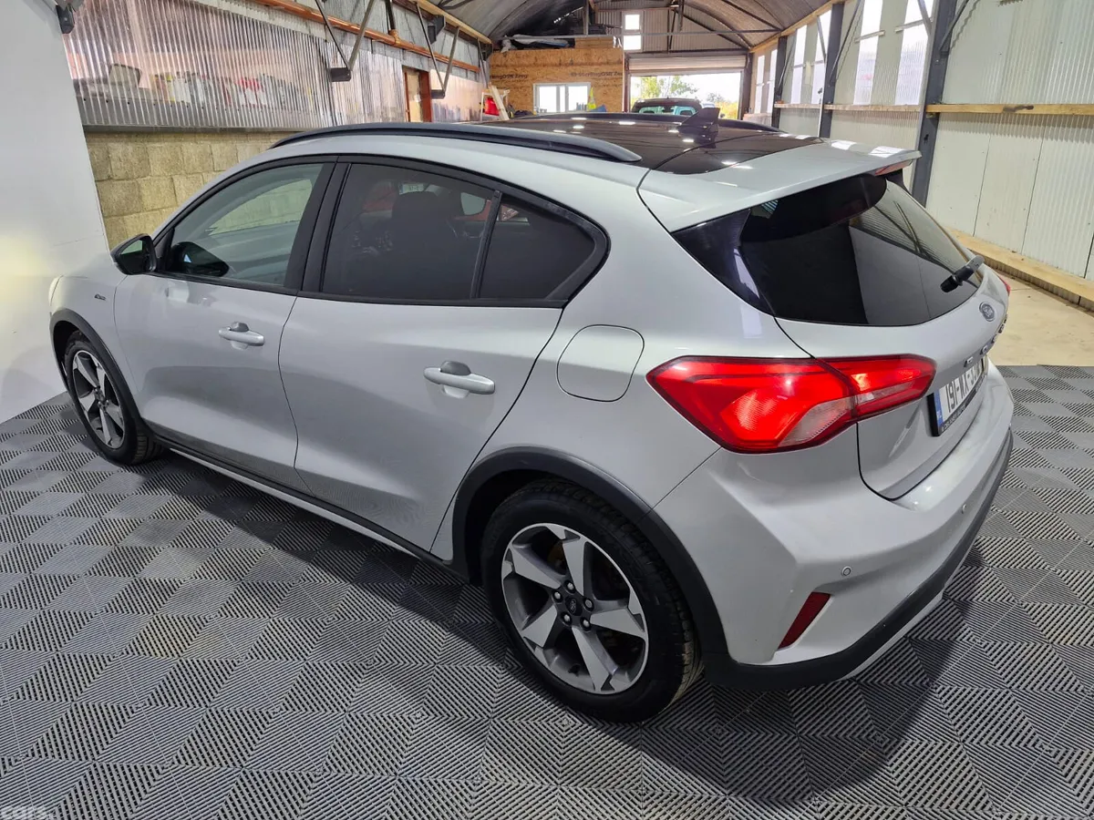Ford Focus Hatchback, Petrol, 2019, Silver