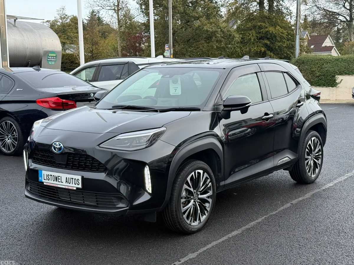 Toyota Yaris Cross SUV, Petrol Hybrid, 2023, Black