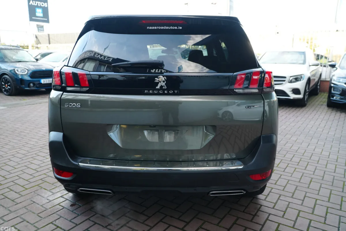 Peugeot 5008 MPV, Diesel, 2019, Grey