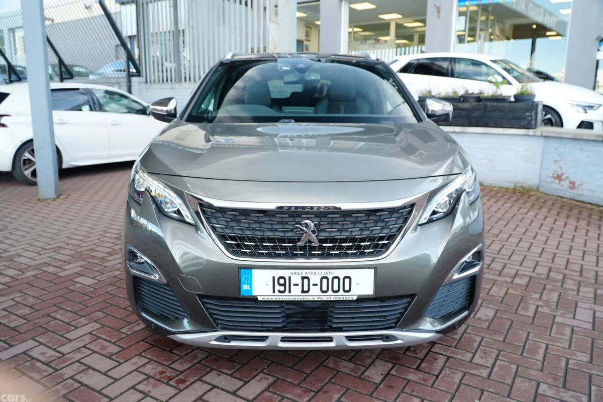 Peugeot 5008 MPV, Diesel, 2019, Grey