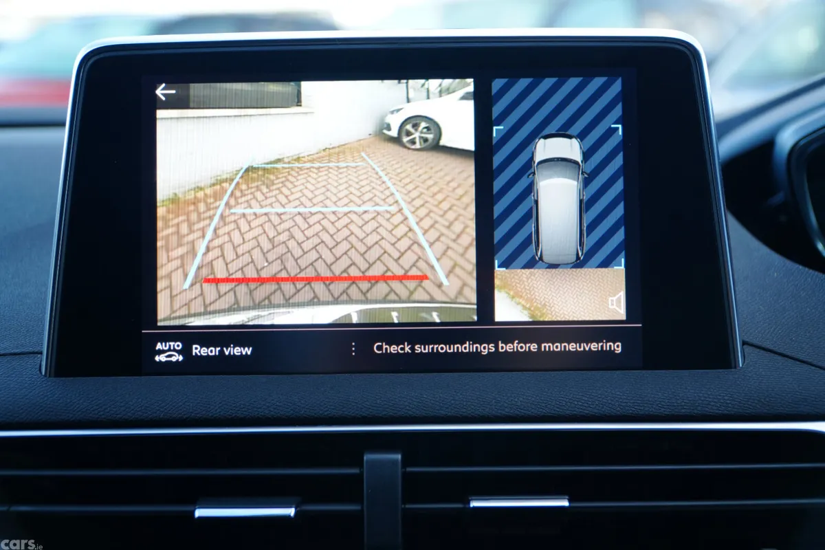 Peugeot 5008 MPV, Diesel, 2019, Grey